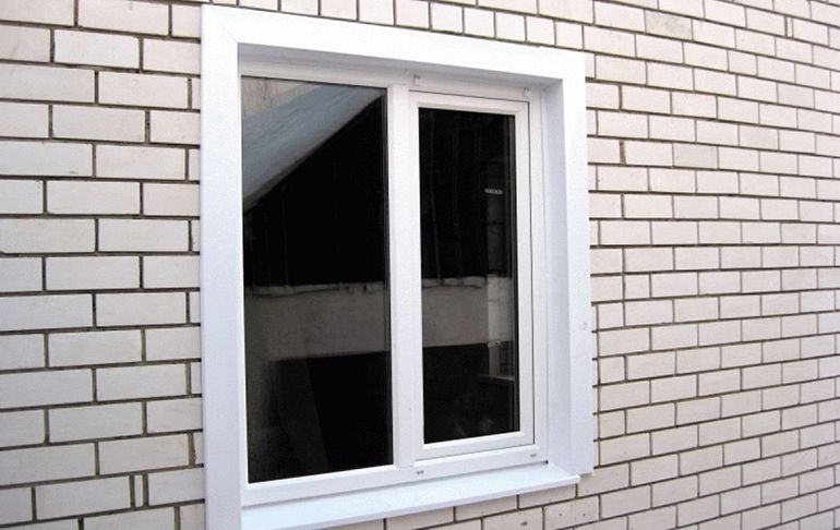 Как установить окна в кирпичном доме