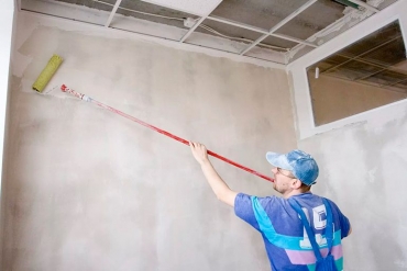 Как подготовить стены под жидкие обои своими руками: пошаговая инструкция, видео