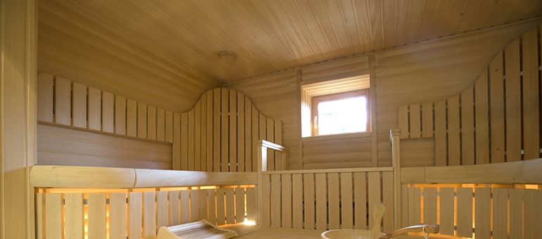 Установка окна в деревянной бане