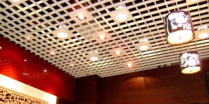 Подвесной потолок грильято: монтаж, устройство